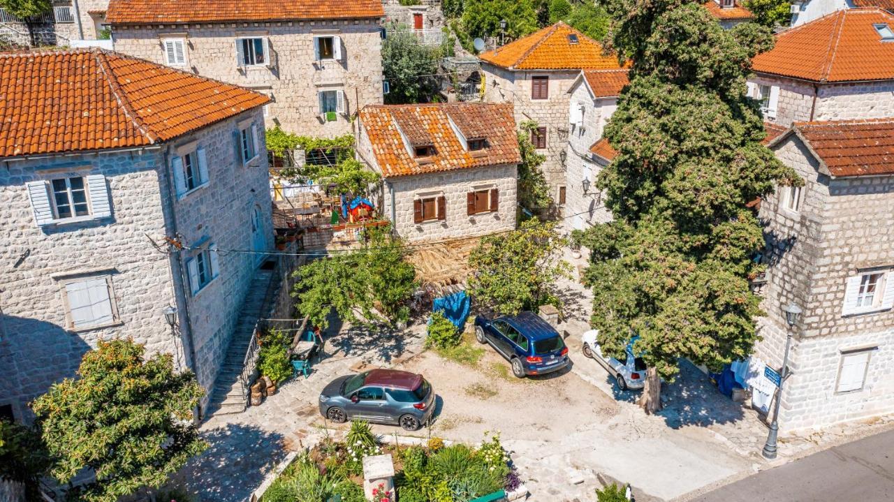 Charming Bohemian House In Perast Villa Eksteriør bilde